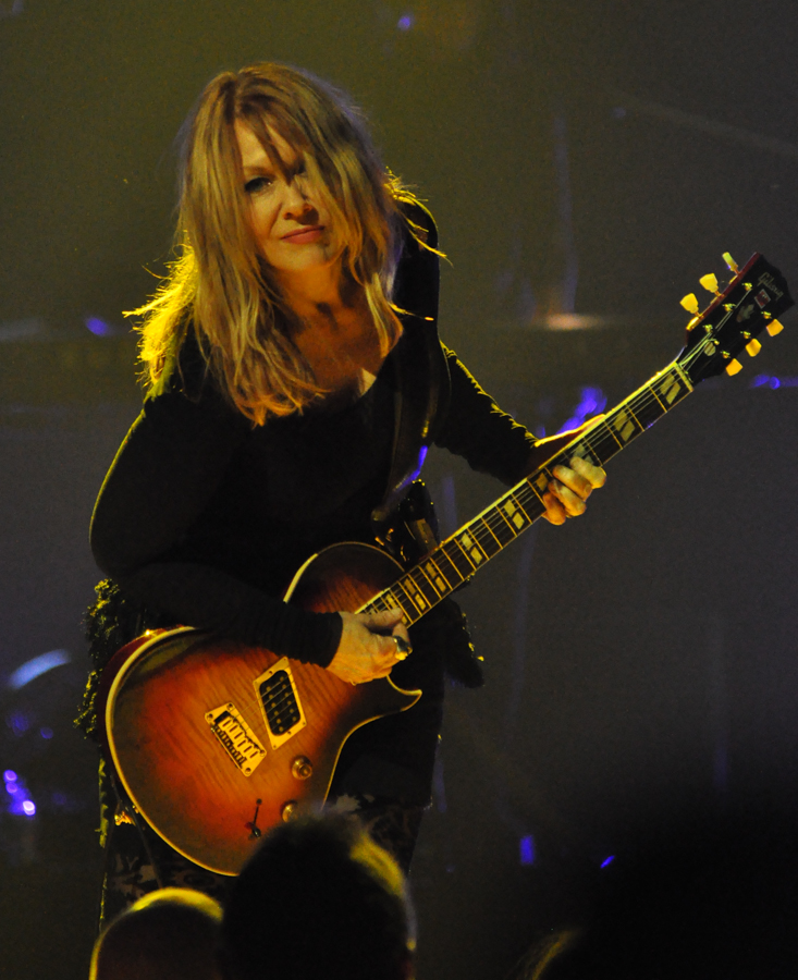 Heart at Massey Hall Nancy Wilson