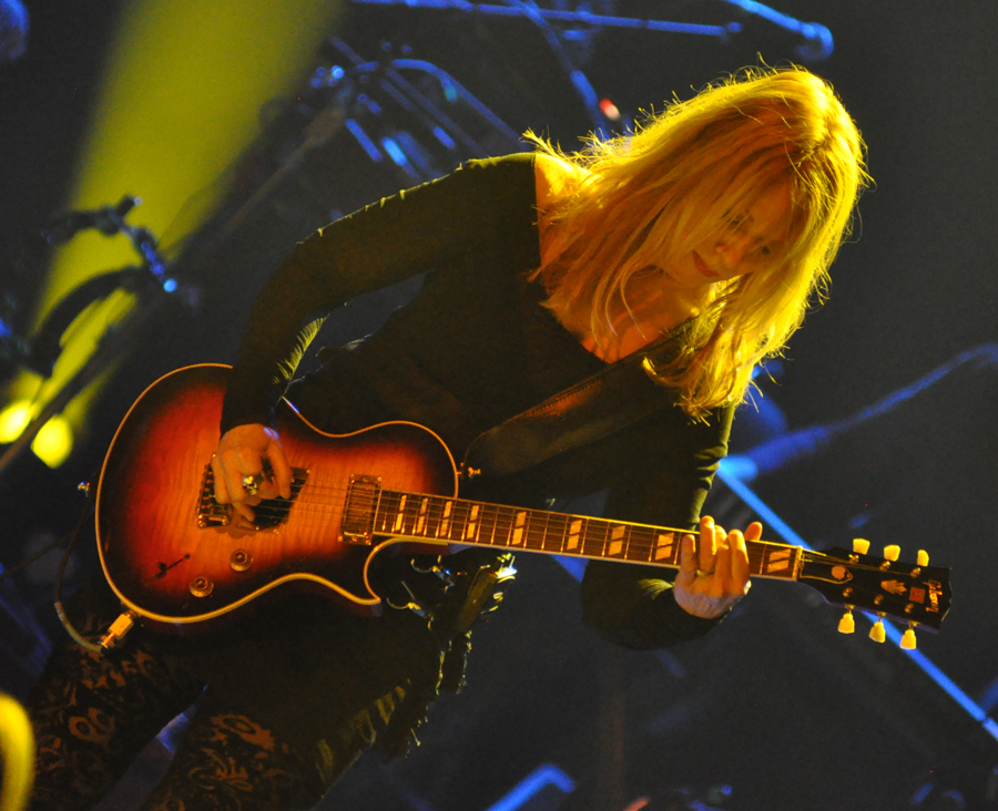 Heart at Massey Hall Nancy Wilson