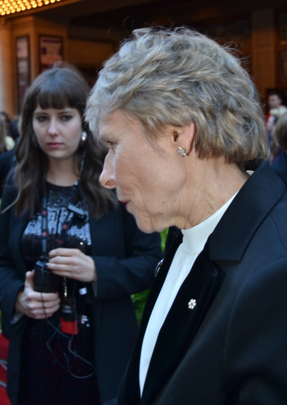 2011 CWOF Canada Walk Of Fame Red Carpet - Dr. Roberta Bondar