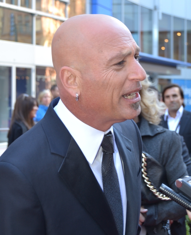 2011 CWOF Canada Walk Of Fame Red Carpet - Howie Mandel