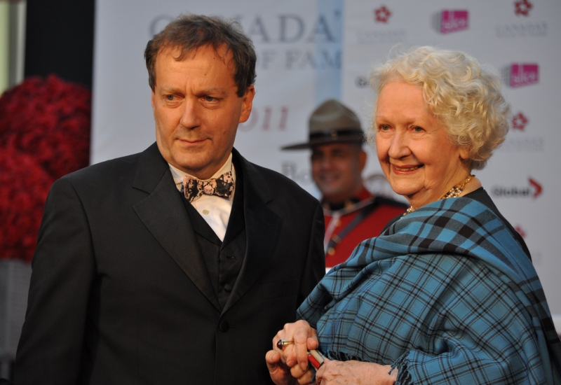 2011 CWOF Canada Walk Of Fame Red Carpet - Mordecai Richler