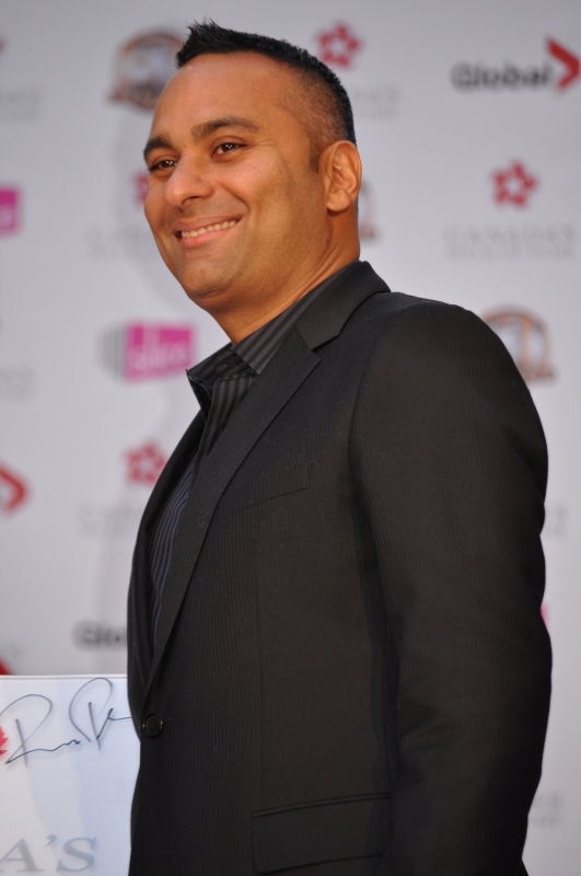 2011 CWOF Canada Walk Of Fame Red Carpet - Russell Peters
