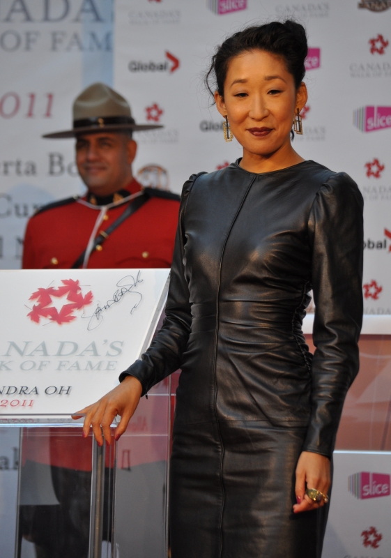 2011 CWOF Canada Walk Of Fame Red Carpet - Sandra Oh