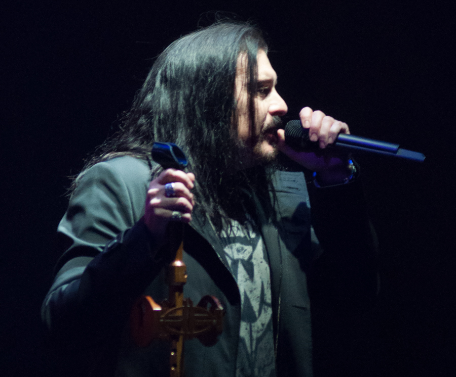 DREAM THEATER - ASTONISHING - APRIL 16, 2016 at SONY CENTRE FOR THE PERFORMING ARTS - James LaBrie