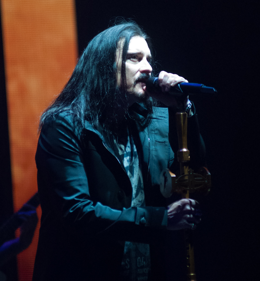 DREAM THEATER - ASTONISHING - APRIL 16, 2016 at SONY CENTRE FOR THE PERFORMING ARTS - James LaBrie