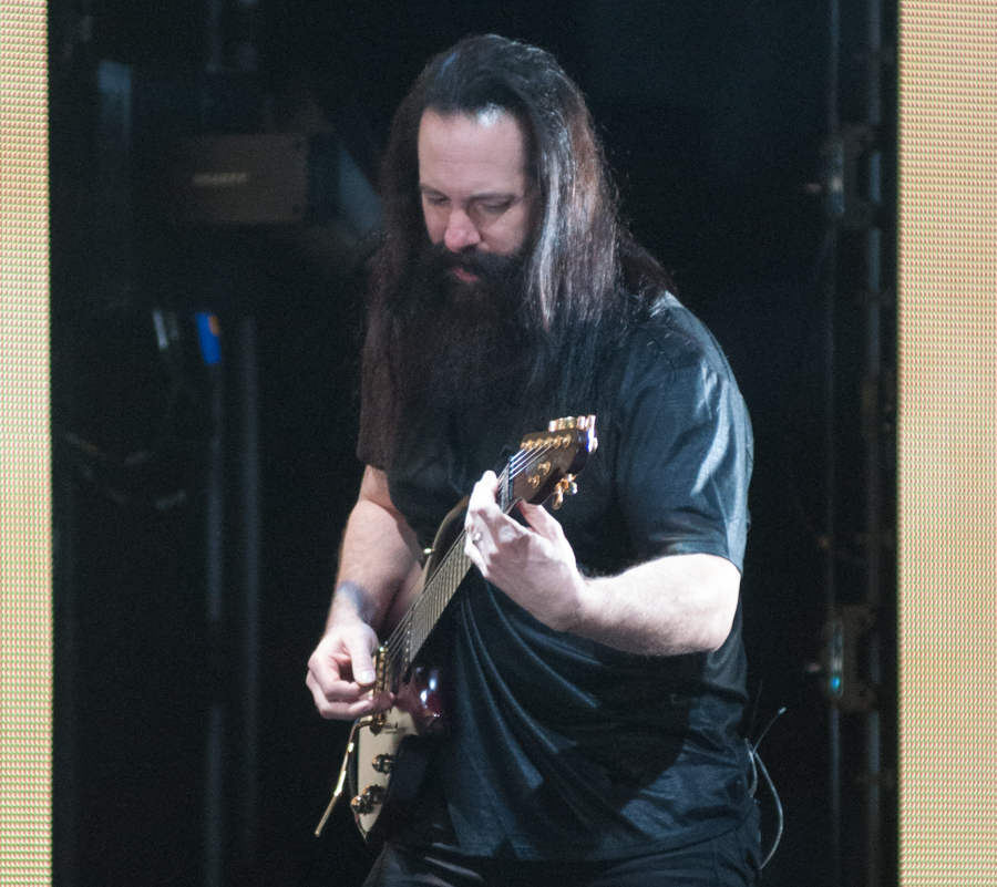 DREAM THEATER - ASTONISHING - APRIL 16, 2016 at SONY CENTRE FOR THE PERFORMING ARTS - John Petrucci