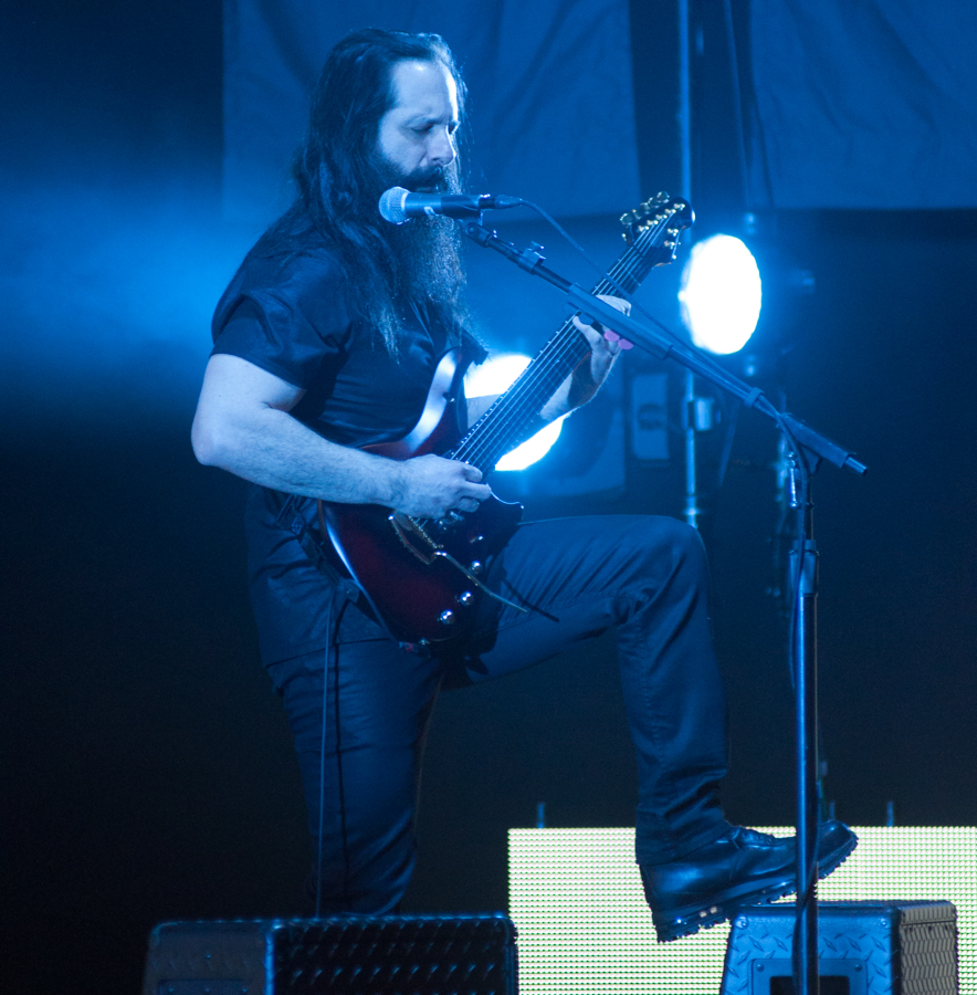 DREAM THEATER - ASTONISHING - APRIL 16, 2016 at SONY CENTRE FOR THE PERFORMING ARTS - John Petrucci