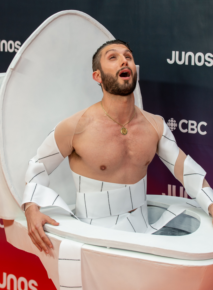 2025 JUNO Awards Orange Carpet - bbno$