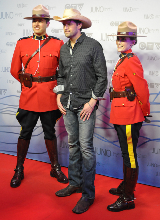 2014 Juno Awards - Red Carpet Dean Brody - WINNER Country Album of the Year