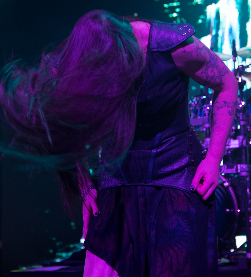 Floor Jansen - Nightwish - Decades Tour - Rapids Theater, Niagara Falls, NY - 23-Mar-2018