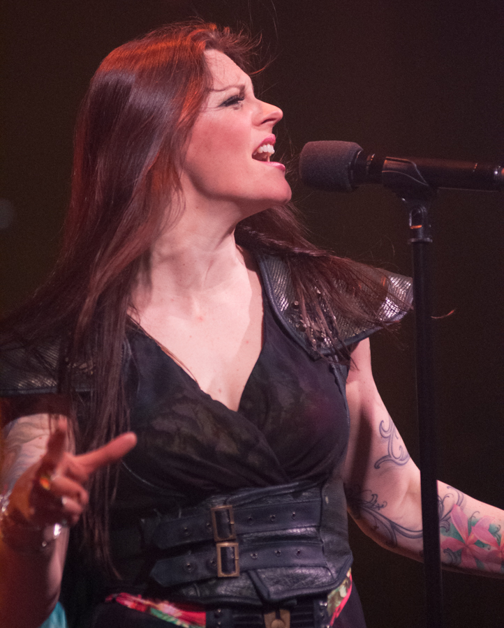 Floor Jansen - Nightwish - Decades Tour - Rapids Theater, Niagara Falls, NY - 23-Mar-2018