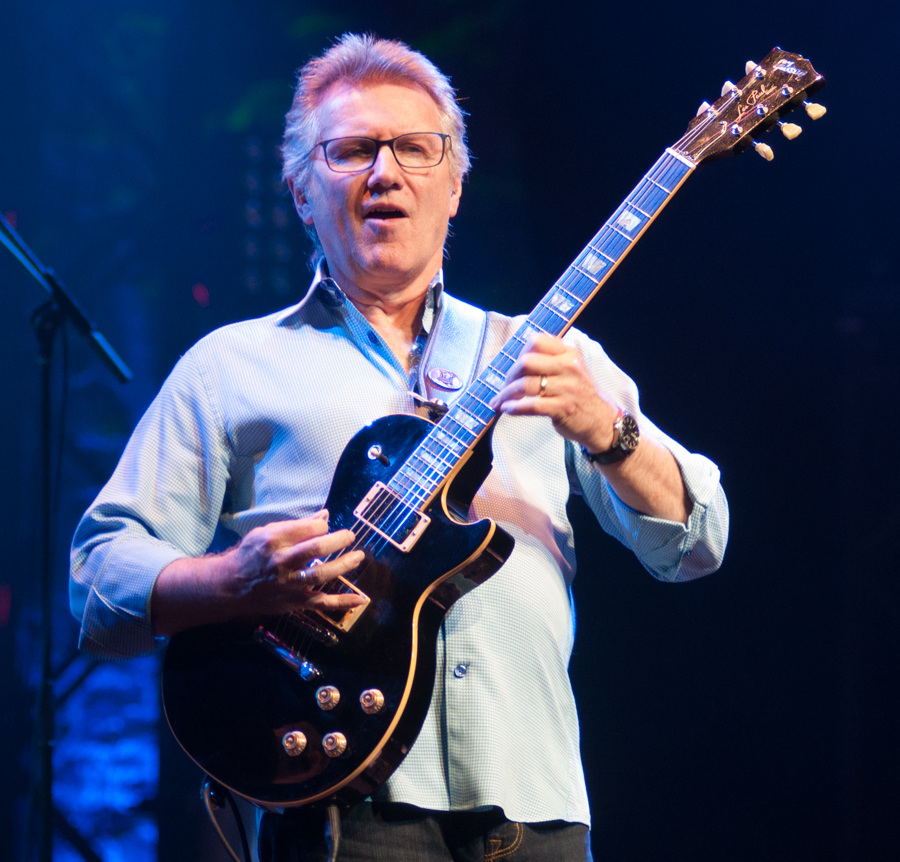 Rik Emmett, Resultion 9, Paul DeLong, Dave Dunlop, Steve Skingley, Mississauga, Living Arts Centre, Alex Lifeson, James LaBrie, TRIUMPH