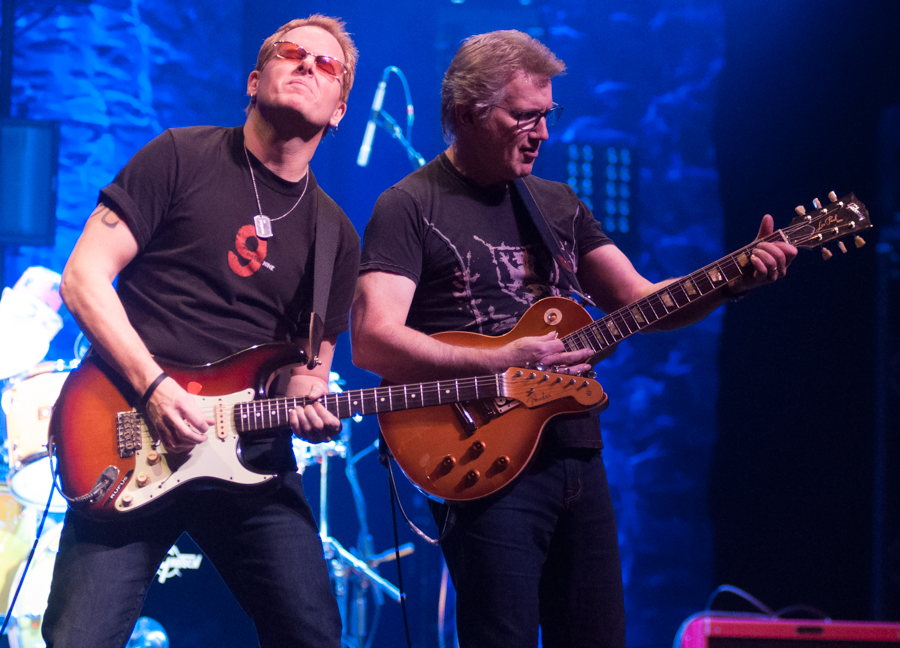 Rik Emmett, Resultion 9, Paul DeLong, Dave Dunlop, Steve Skingley, Mississauga, Living Arts Centre, Alex Lifeson, James LaBrie, TRIUMPH