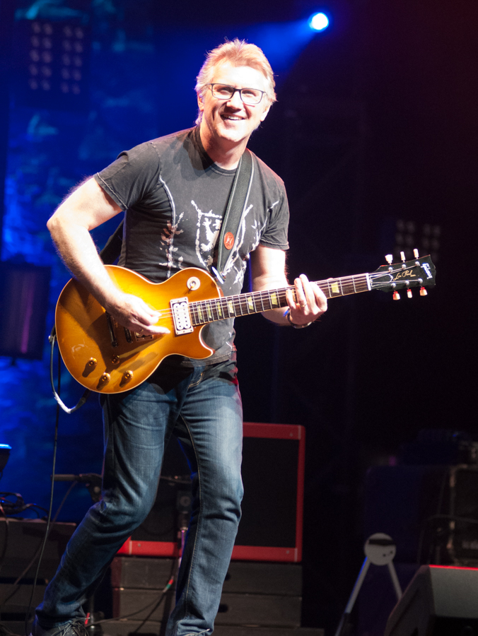 Rik Emmett, Resultion 9, Paul DeLong, Dave Dunlop, Steve Skingley, Mississauga, Living Arts Centre, Alex Lifeson, James LaBrie, TRIUMPH