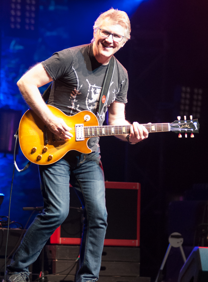 Rik Emmett, Resultion 9, Paul DeLong, Dave Dunlop, Steve Skingley, Mississauga, Living Arts Centre, Alex Lifeson, James LaBrie, TRIUMPH