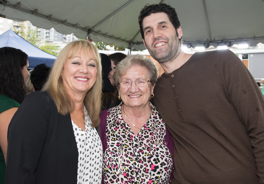 Lee Lifeson Art Park - Three Generations of Zivojinovich's Sally, Melanija and Adrian