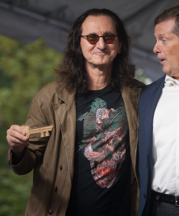 Lee Lifeson Art Park - Geddy Lee with Mayor John Tory